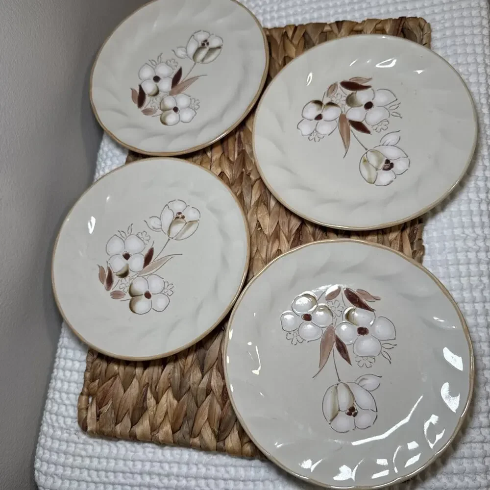 Sculptura Hearthside Felicity Salad Plates Set 4 Neutral Floral Japan 7.5” Retro